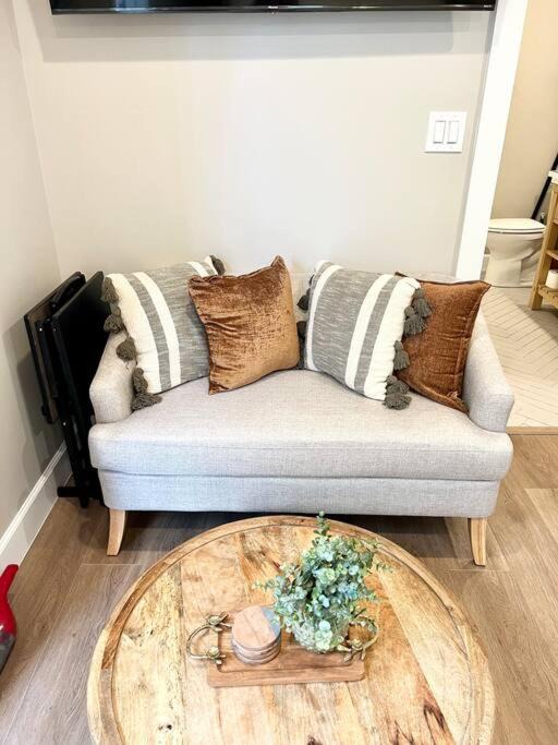 Photo of Livingroom in Stuart