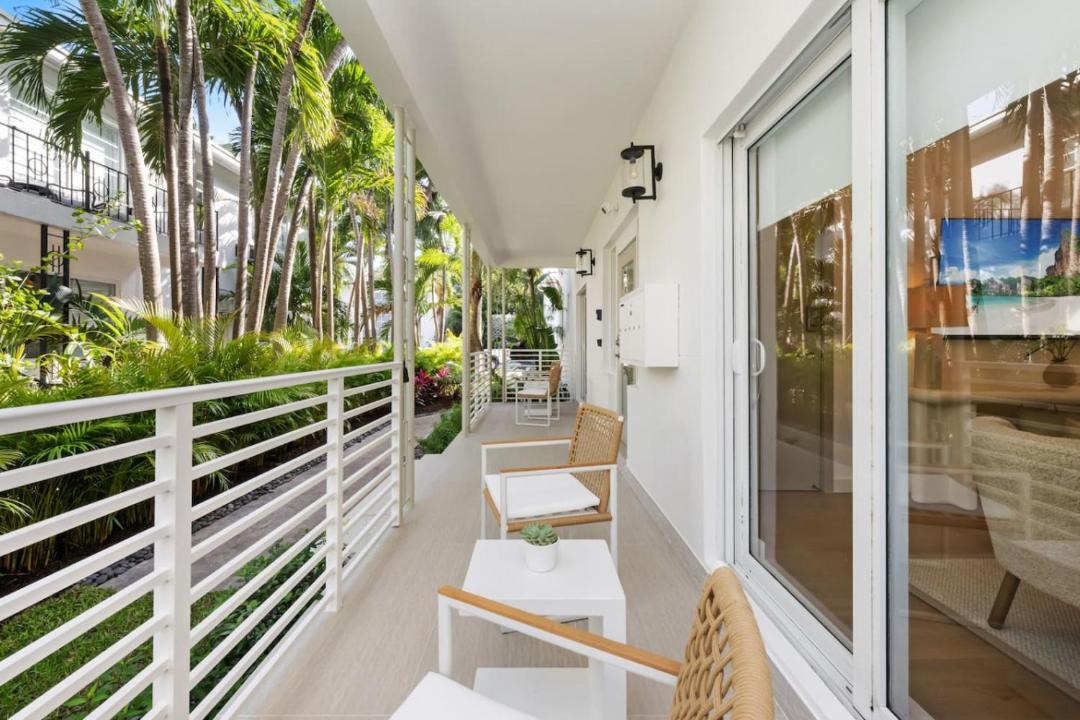 Photo of Patio Balcony in West Avenue