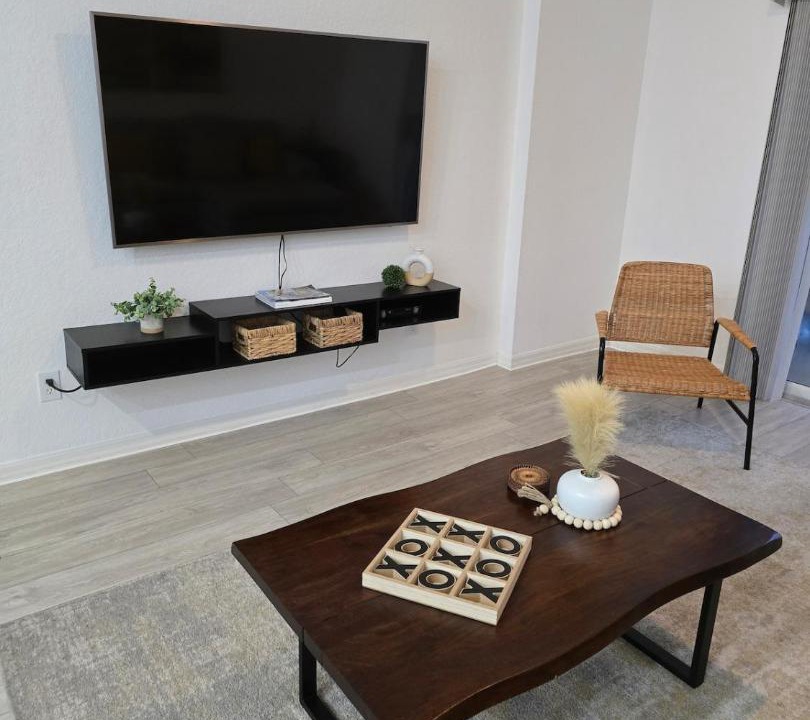Photo of Livingroom in Bahama Bay