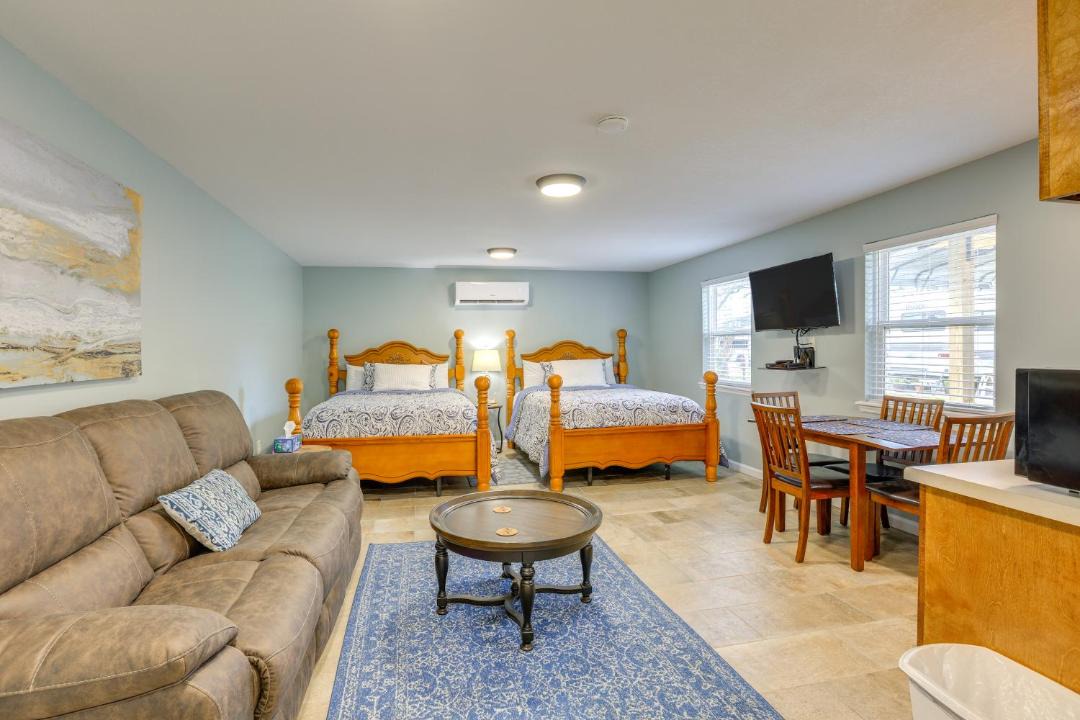 Photo of Bedroom in Steinhatchee
