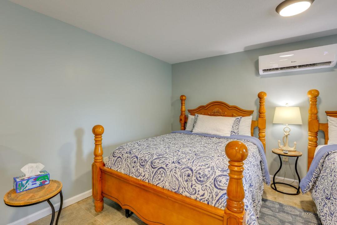 Photo of Bedroom in Steinhatchee