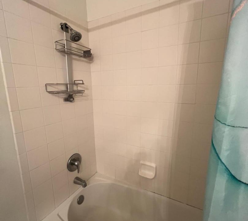 Photo of Bathroom in OakLeaf Plantation