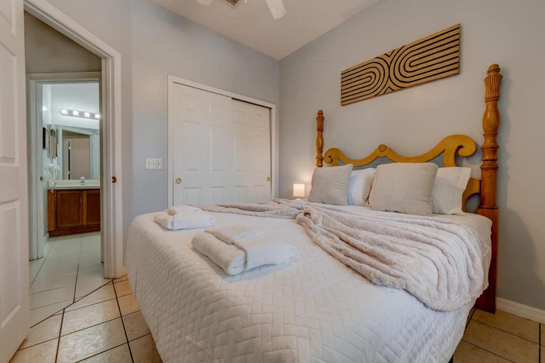 Photo of Bedroom in Crestwynd Bay
