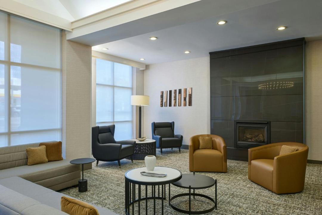 Photo of Livingroom in College Town