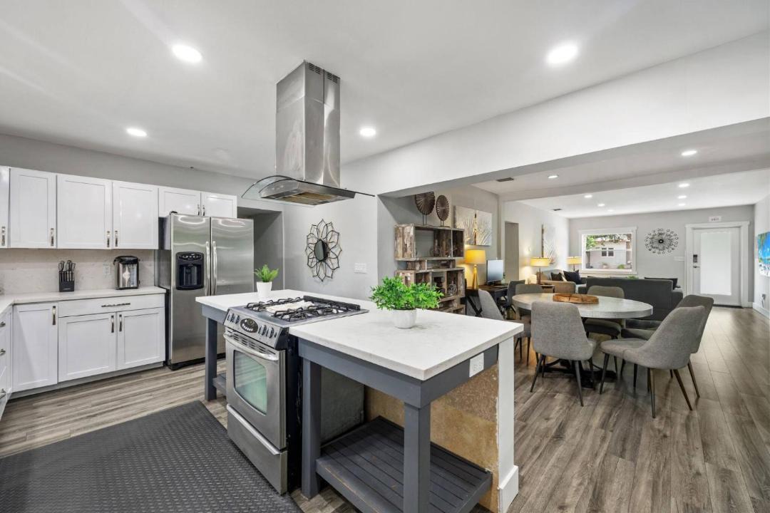 Photo of Kitchen in South Lake