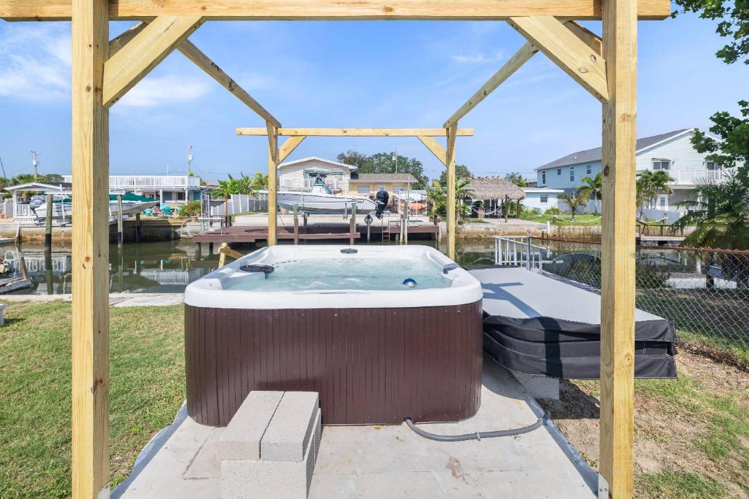 Photo of Others in Hudson Beach Estates