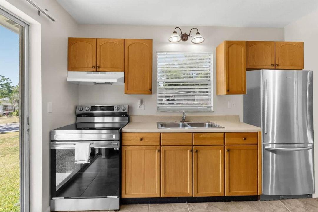 Photo of Kitchen in Dade City