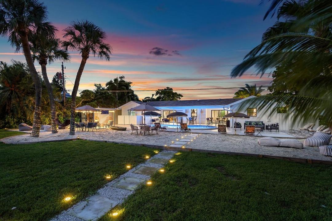Photo of Others in Palm Beach - West Palm Beach