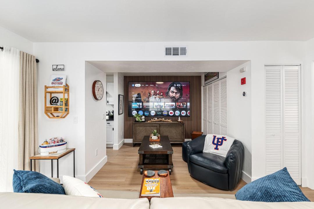 Photo of Livingroom in Gainesville