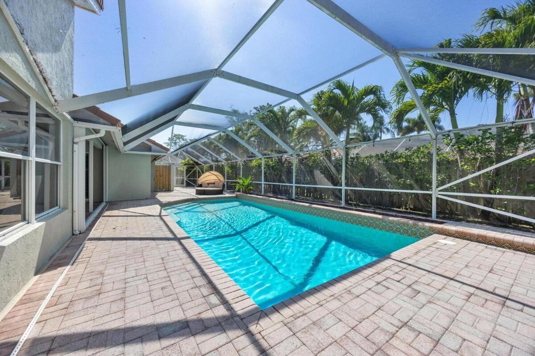 Photo of Patio Balcony in Greenview Shores
