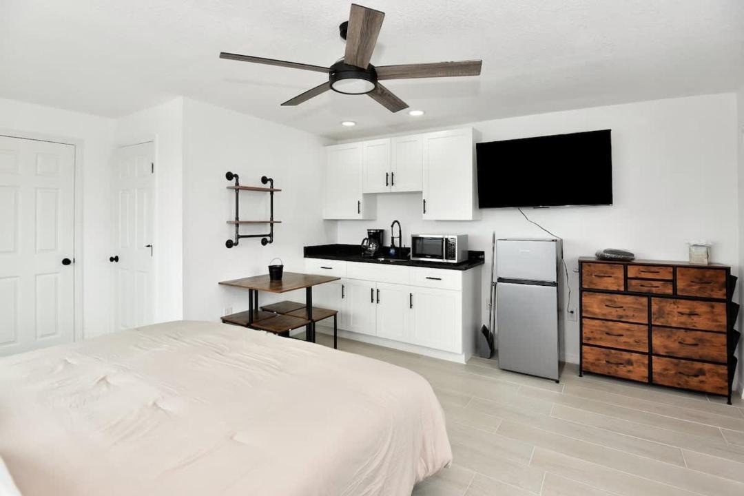 Photo of Bedroom in Daytona Beach Shores