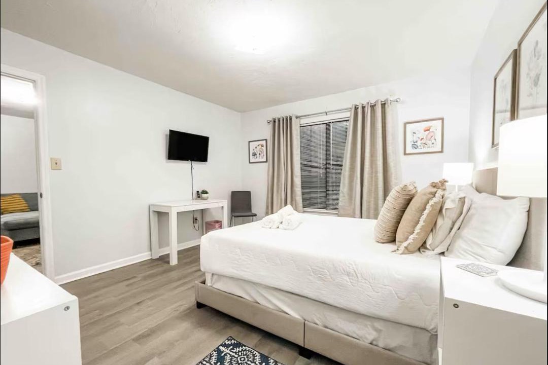 Photo of Bedroom in Tallahassee