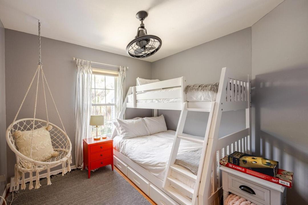 Photo of Bedroom in East Naples