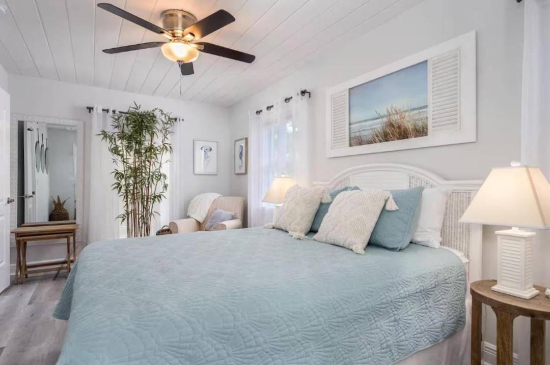 Photo of Bedroom in Arlington Park