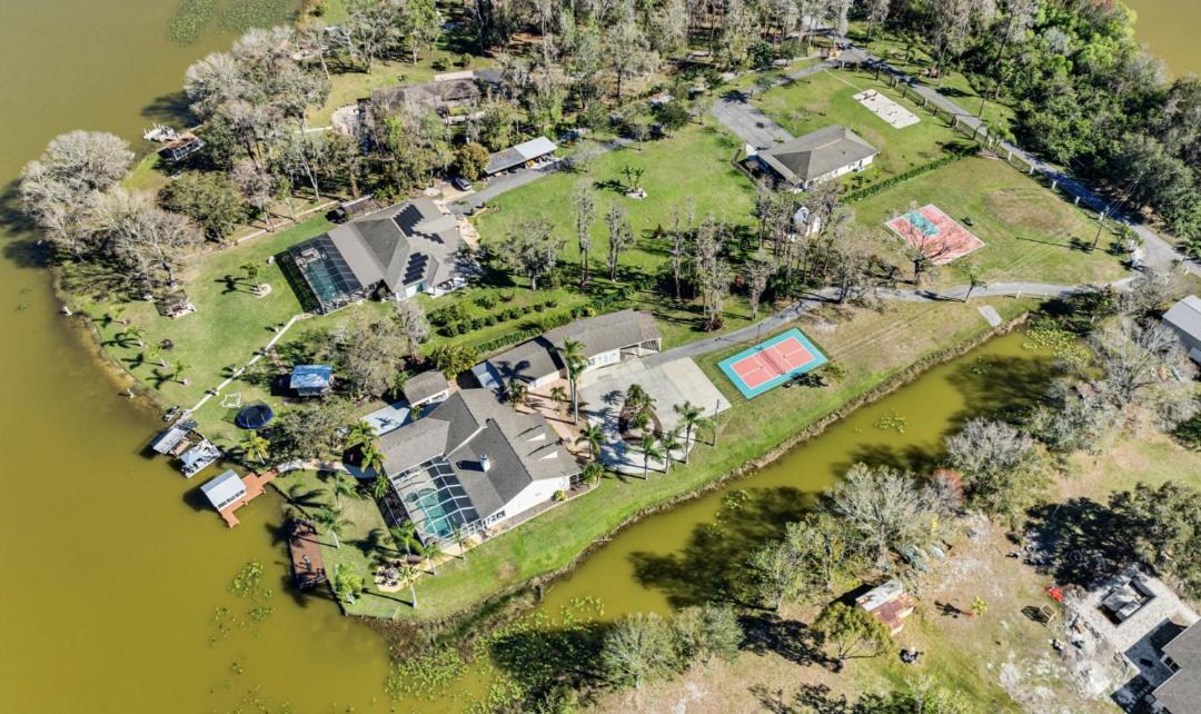 Photo of Others in Westchase