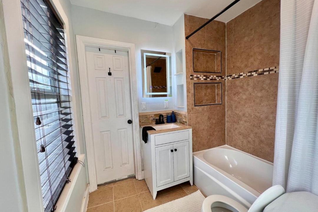 Photo of Bathroom in Mango Groves