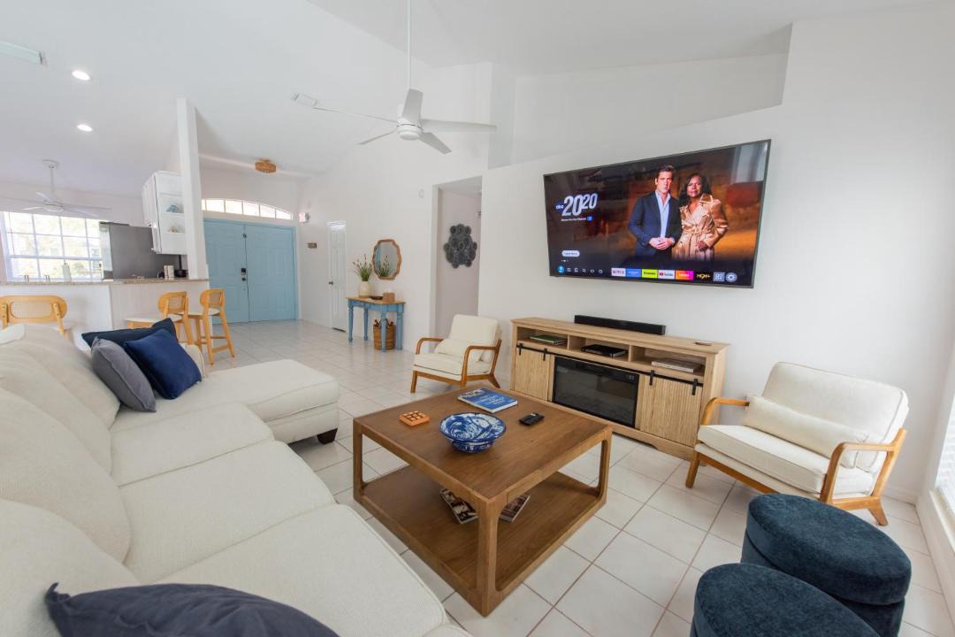 Photo of Livingroom in Florida Ridge