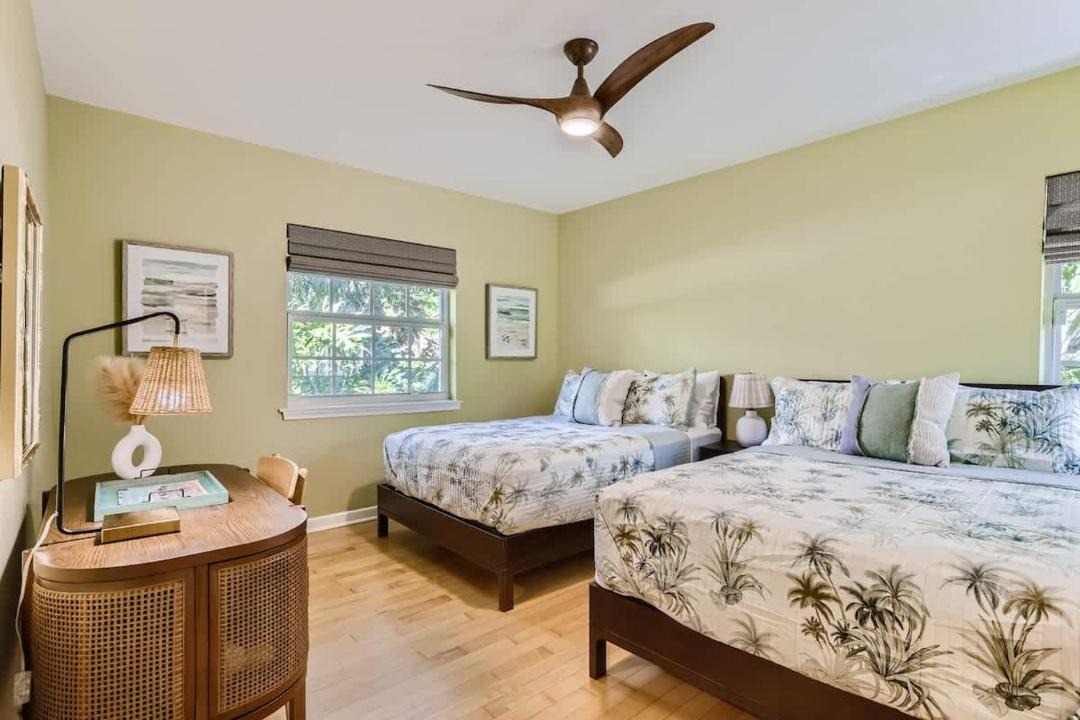 Photo of Bedroom in Parrot Cove