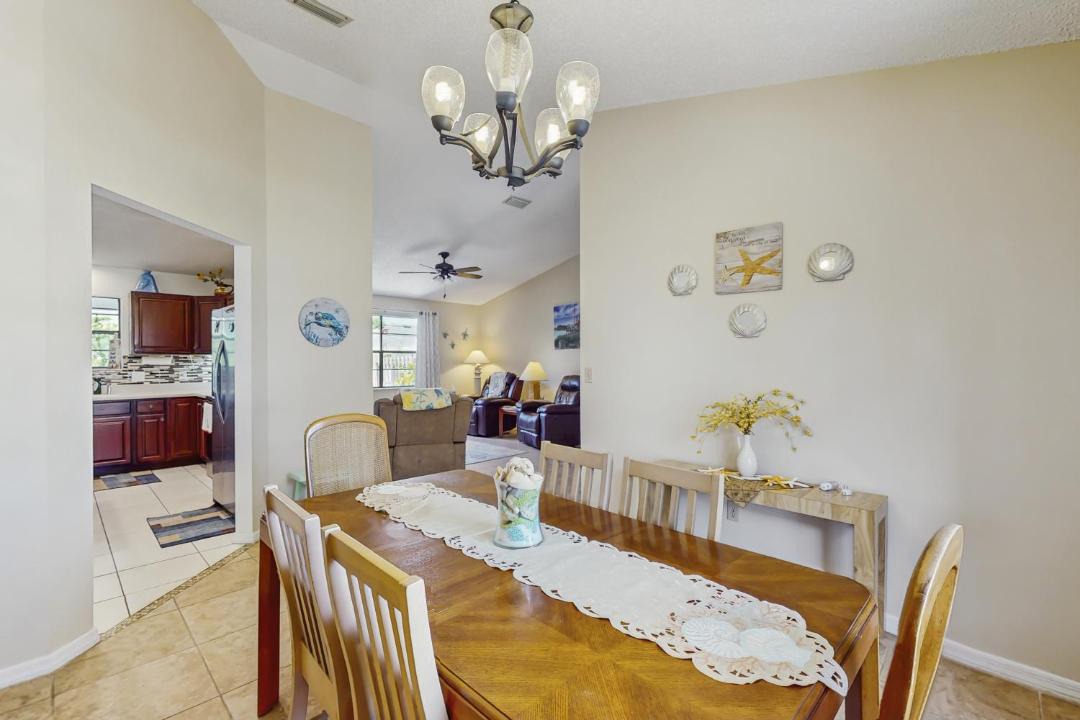 Photo of Kitchen in Sebastian Highlands