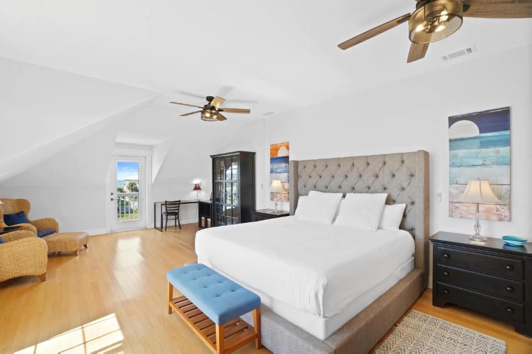 Photo of Bedroom in Seagrass