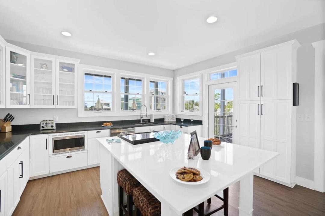 Photo of Kitchen in Seagrass