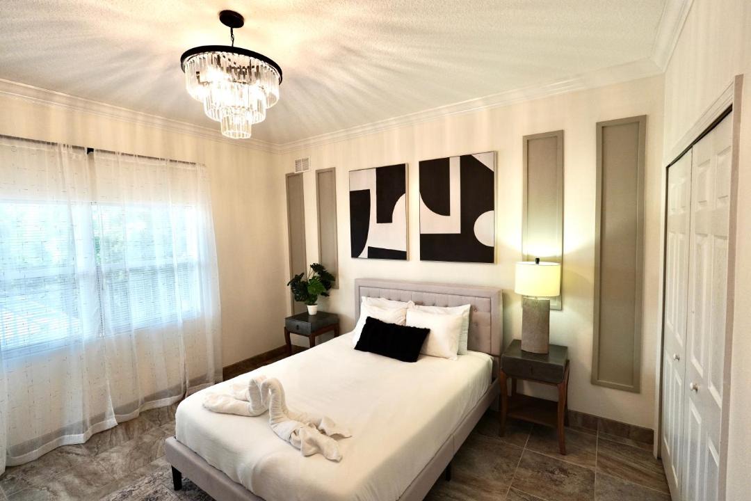 Photo of Bedroom in Crescent Beach