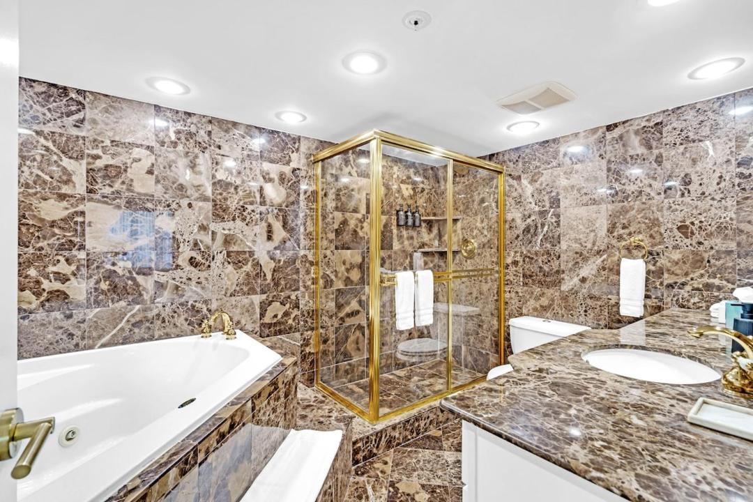 Photo of Bathroom in Mid Beach