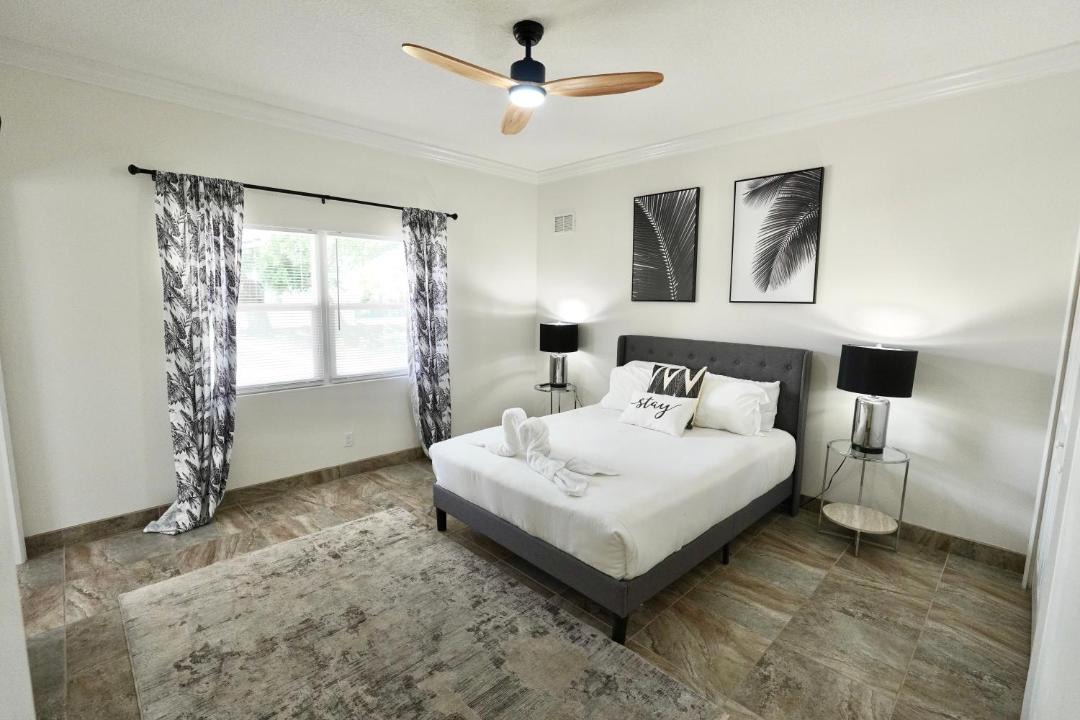 Photo of Bedroom in Crescent Beach