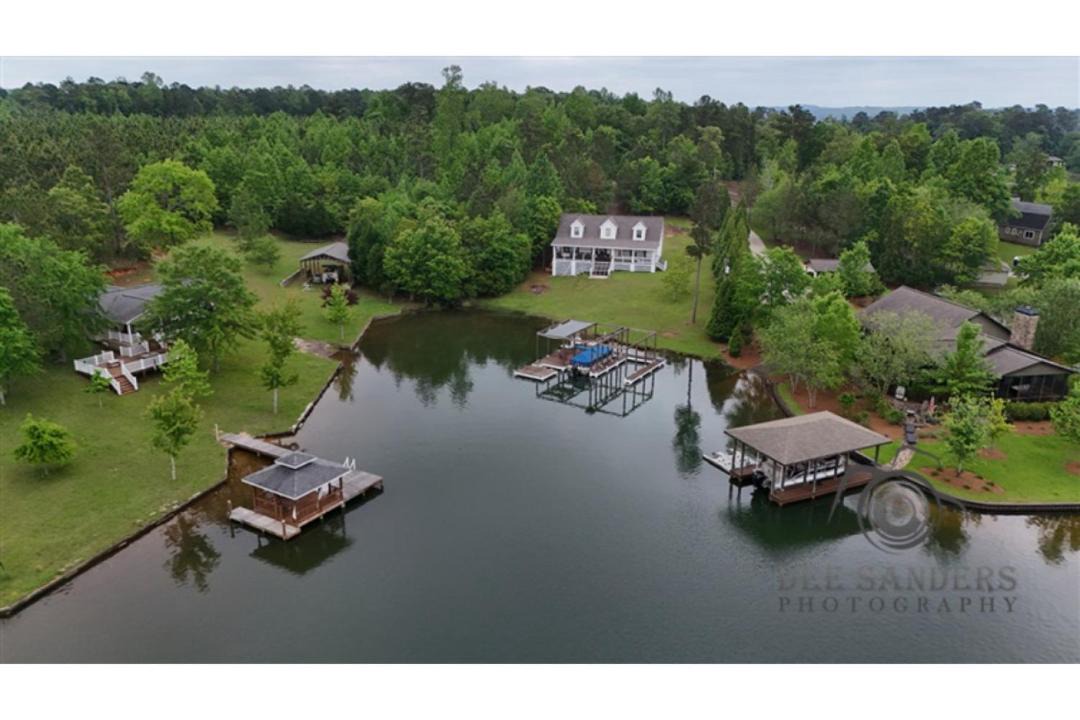 Photo of Others in Dadeville