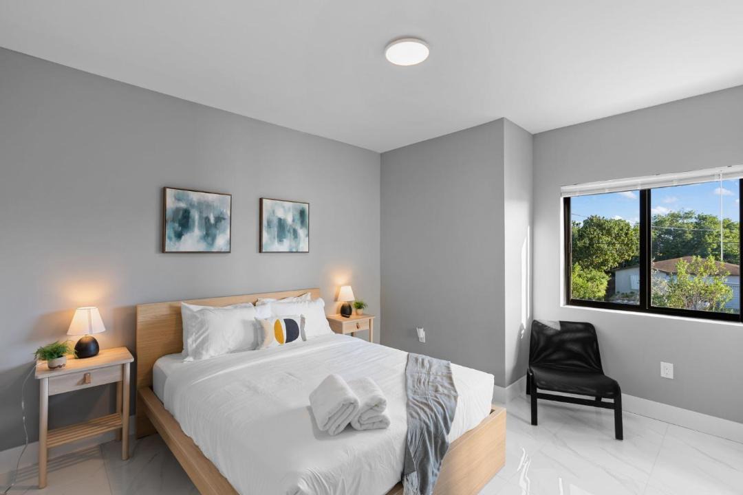 Photo of Bedroom in Allapattah