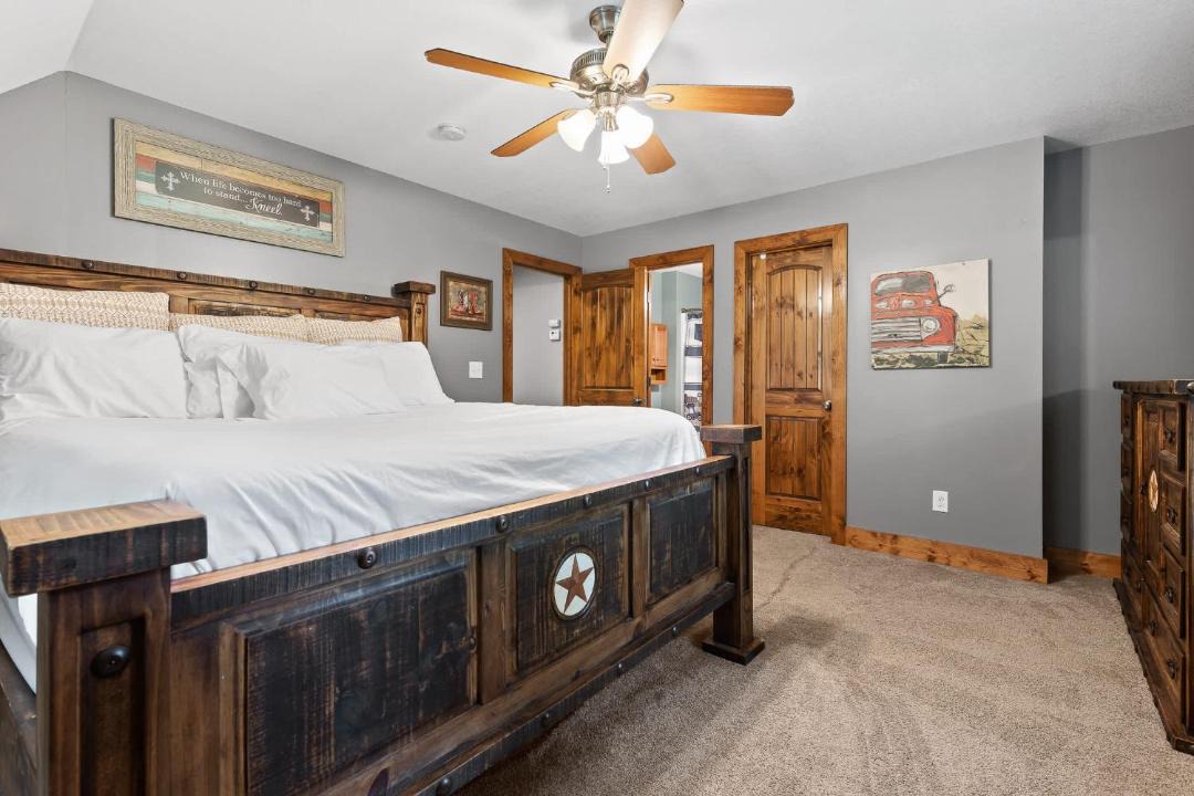 Photo of Bedroom in Chickamauga Lake