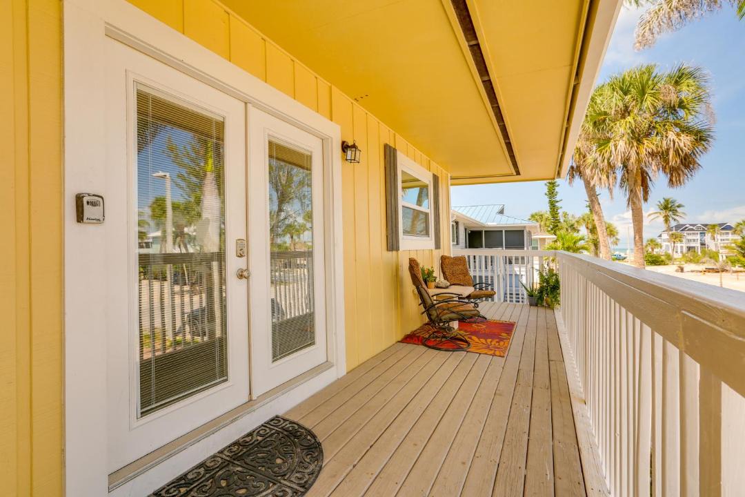 Photo of Patio Balcony in Mid Island