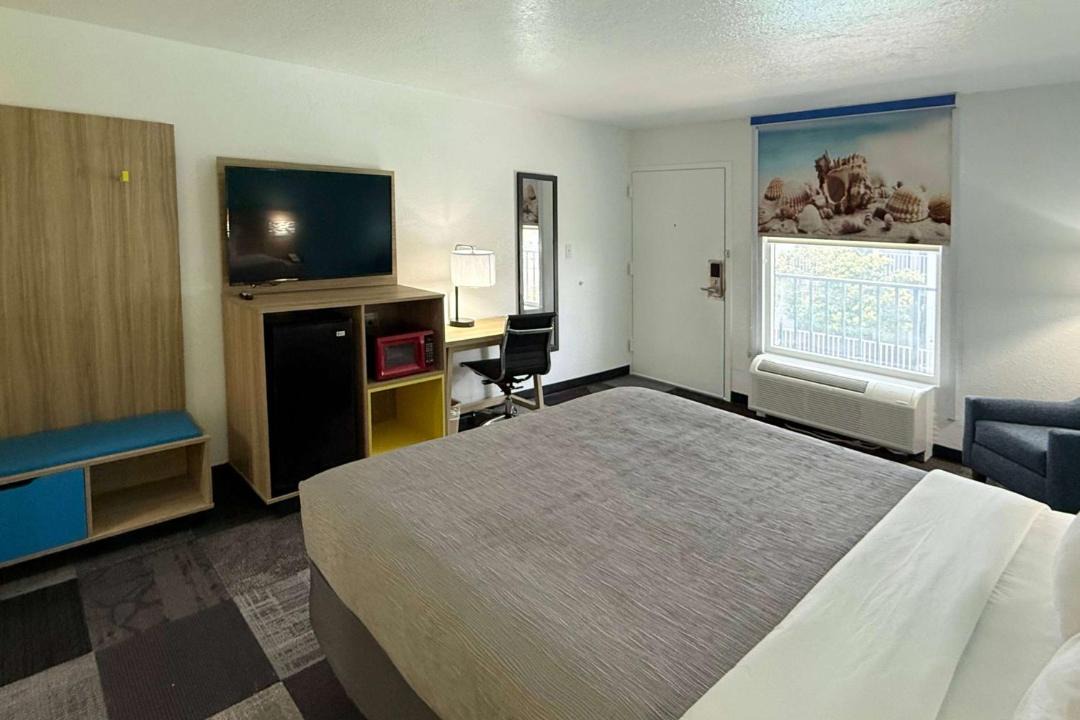 Photo of Bedroom in Niceville