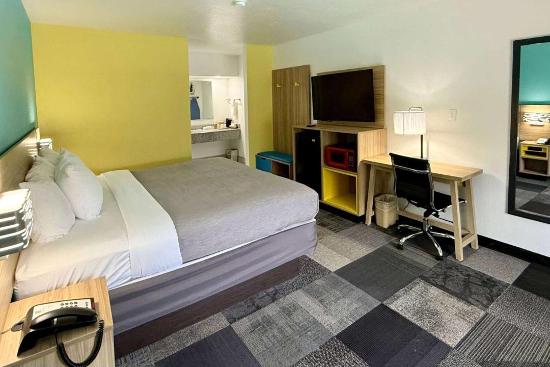 Photo of Bedroom in Niceville