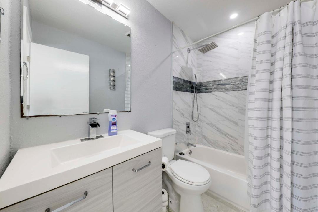 Photo of Bathroom in Little Ranches