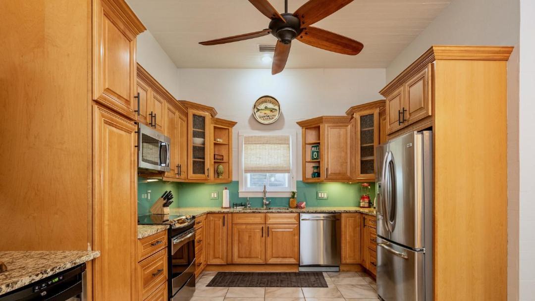 Photo of Kitchen in Uptown - Upper Duval