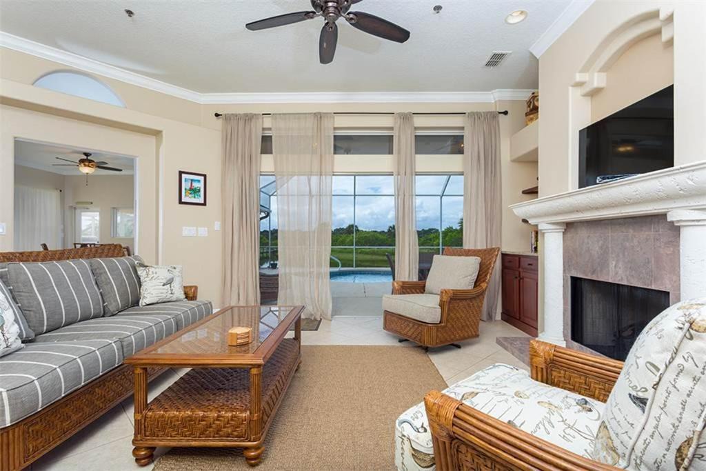 Photo of Livingroom in Painters Walk