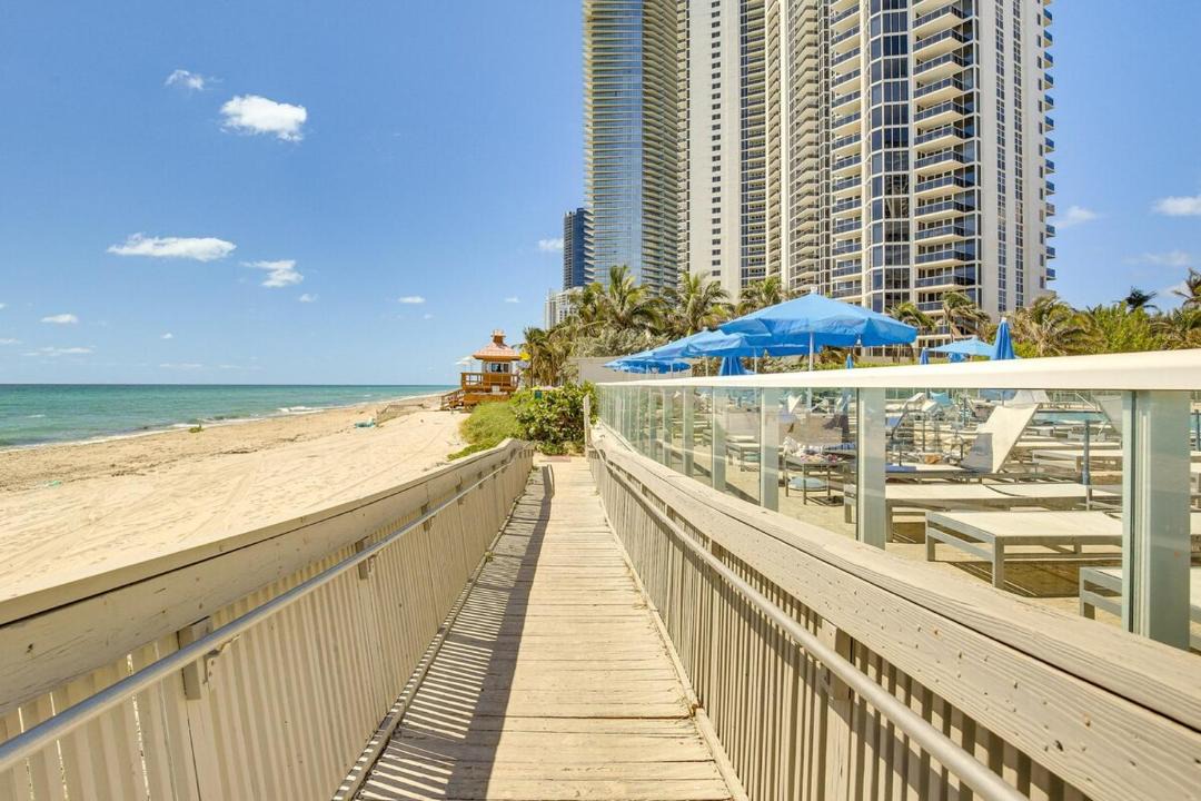 Photo of Patio Balcony in Sunny Isles Beach
