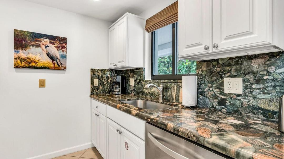 Photo of Kitchen in Juno Beach