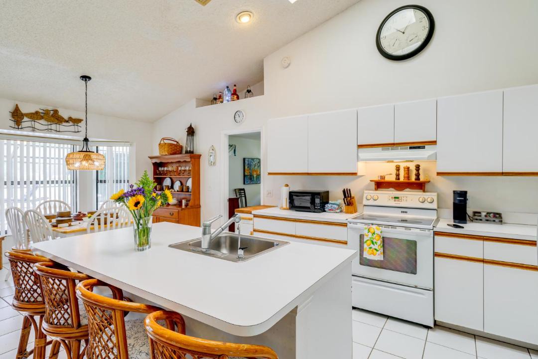 Photo of Kitchen in Sebastian Highlands