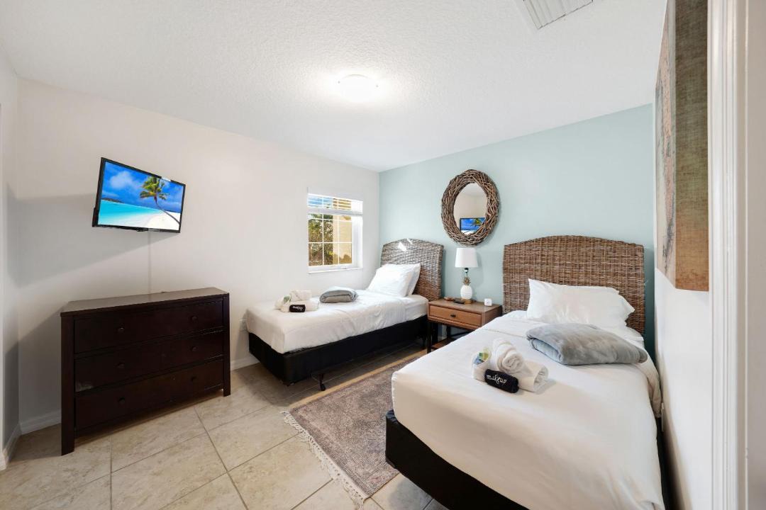 Photo of Bedroom in Cypress Point
