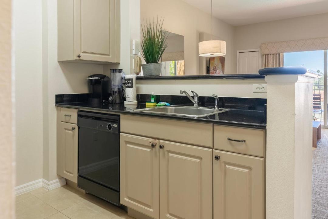 Photo of Kitchen in Florida Center