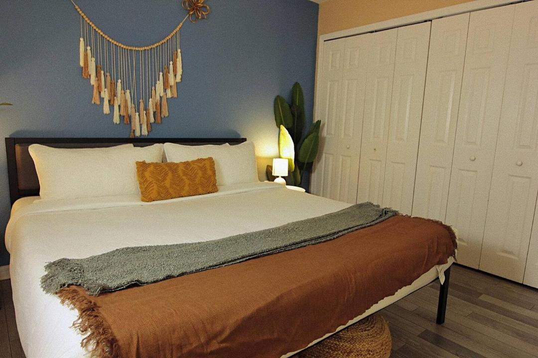Photo of Bedroom in Arlington Park