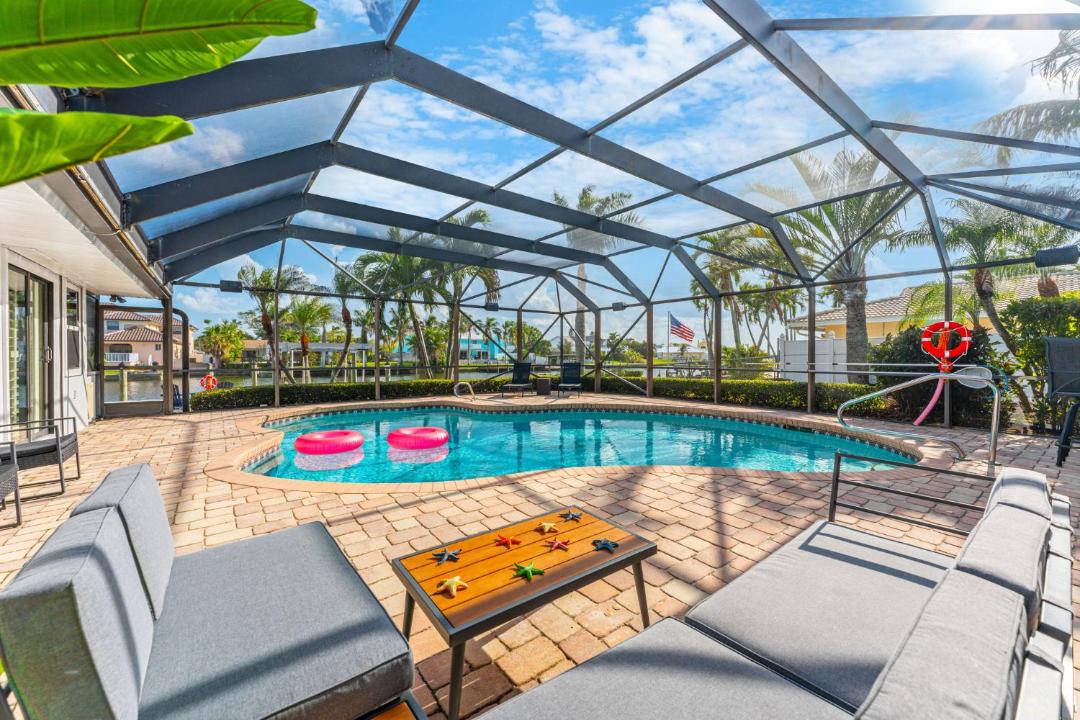 Photo of Patio Balcony in Cocoa Isles