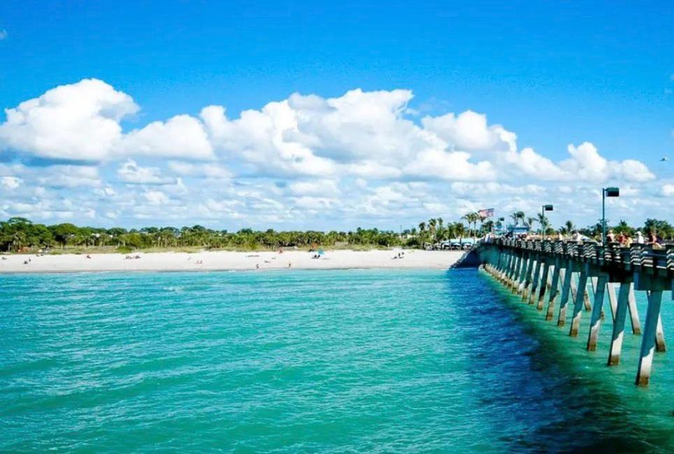 Photo of Others in Golden Beach