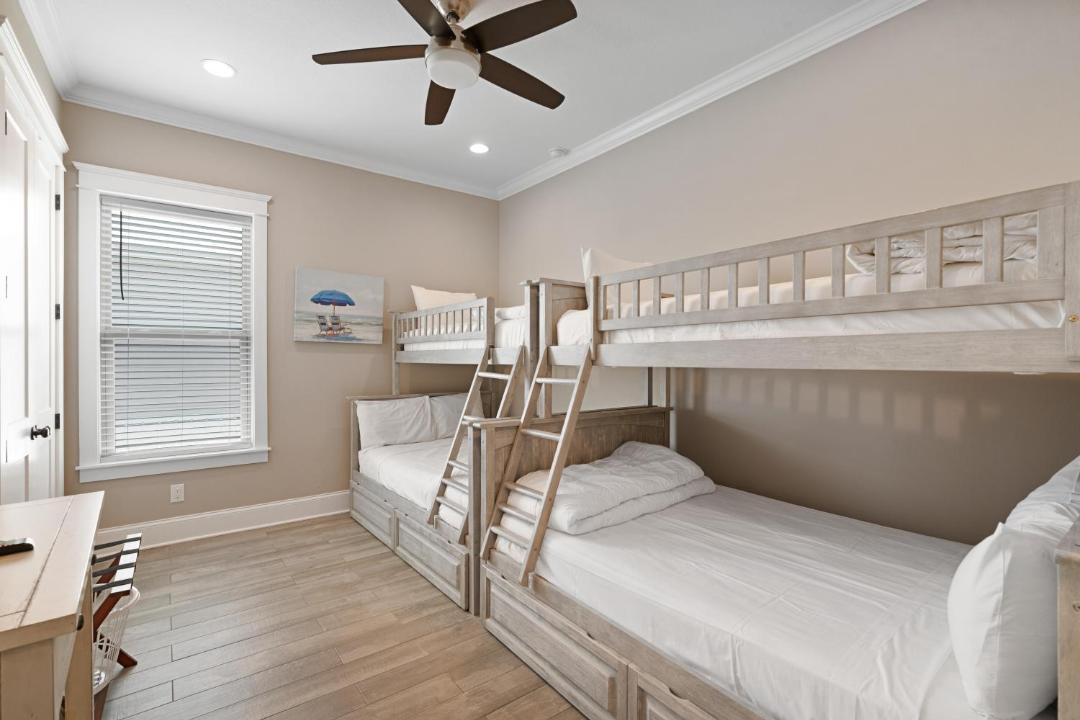 Photo of Bedroom in Navarre Beach