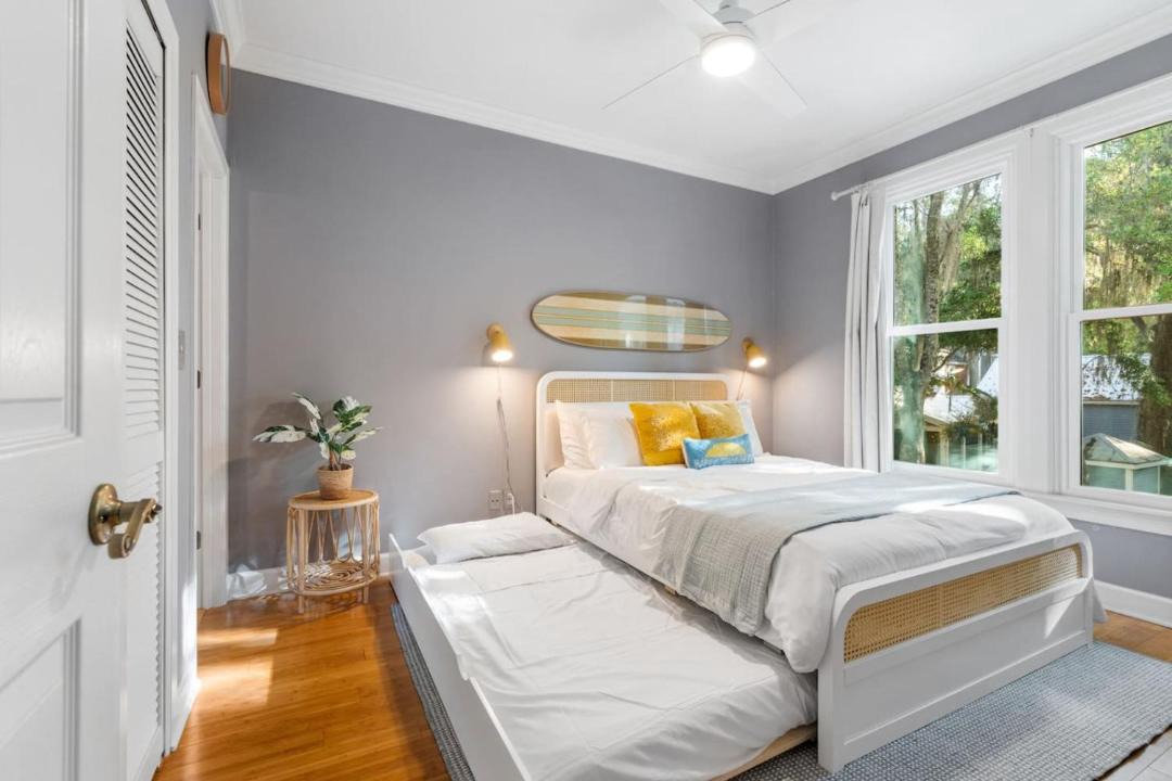 Photo of Bedroom in Haile Plantation