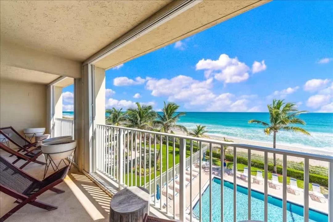 Photo of Patio Balcony in Hutchinson Island South