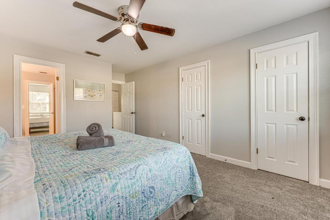 Photo of Bedroom in Dolphin's Cove