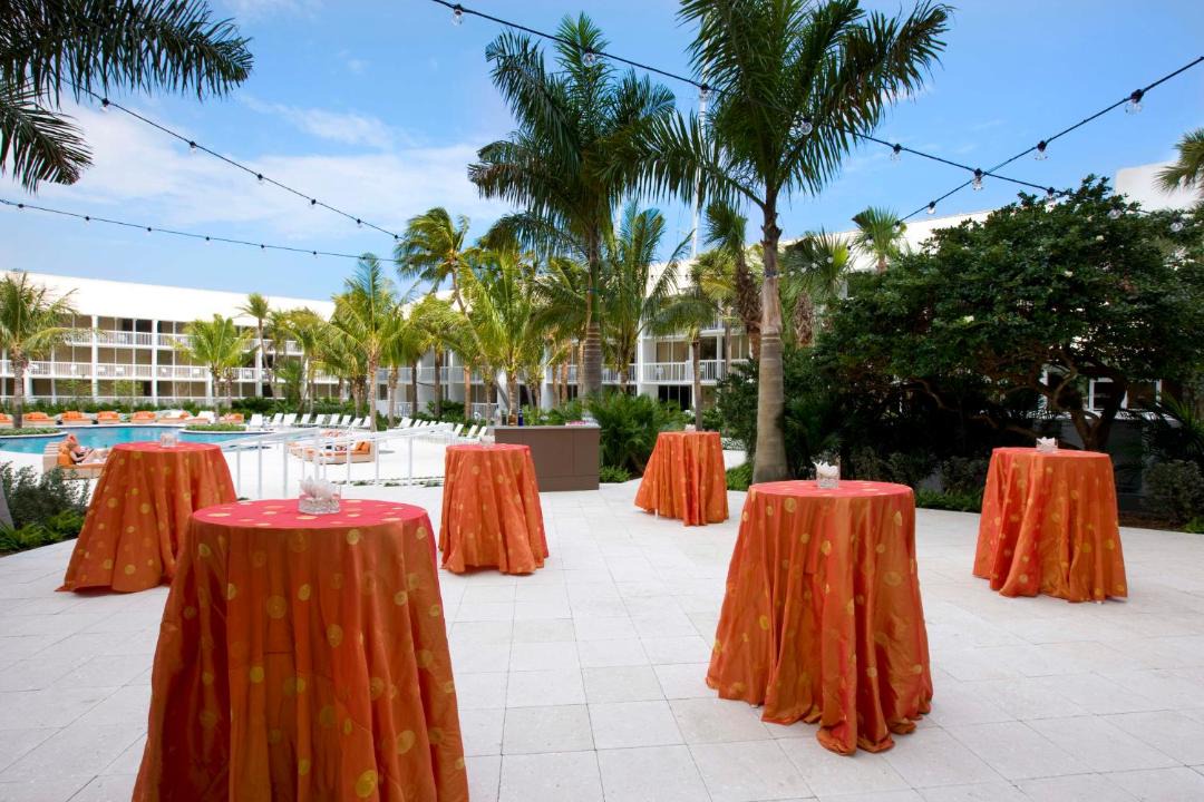 Photo of Patio Balcony in 17th Street Causeway